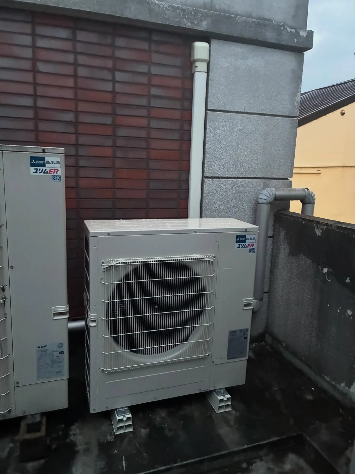 【4方向カセットエアコン入替工事👷‍♂️】
